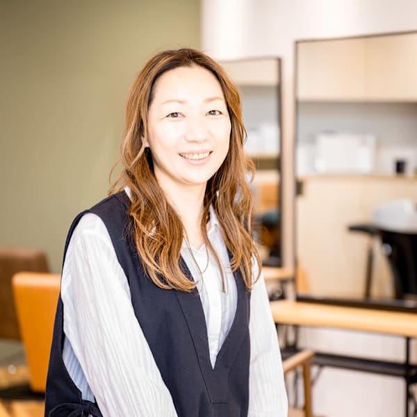 S’allier Hair salon【サ リエ ヘア サロン】のスタッフ紹介。久保田 紀子