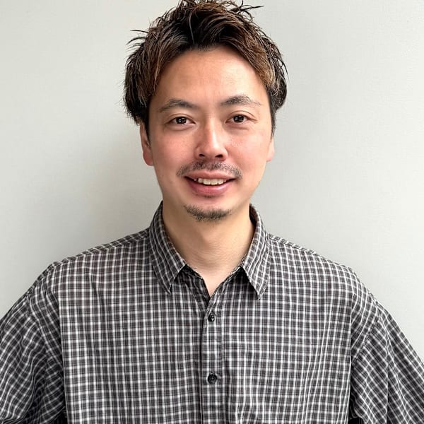 w/o by Overlay【ダブルオーバイオーバーレイ】のスタッフ紹介。綿田 圭介