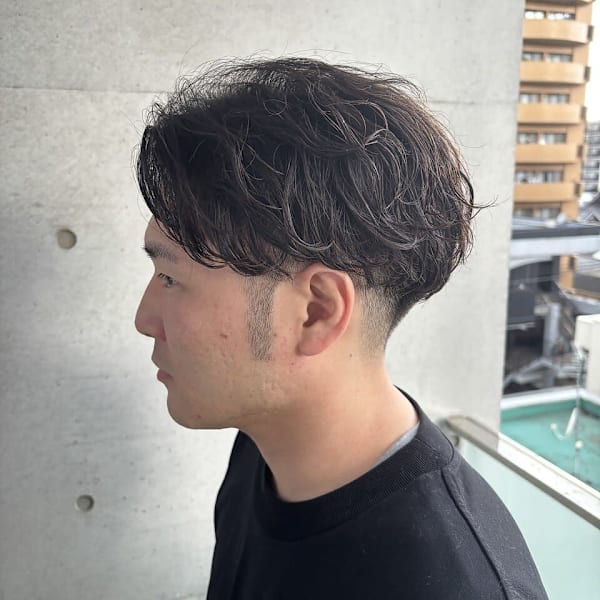 30代40代50代【ツーブロセンターパート】パーマ/メンズカ|メンズサロン West Side Cut Club　 メンズカット/メンズパーマ/眉毛