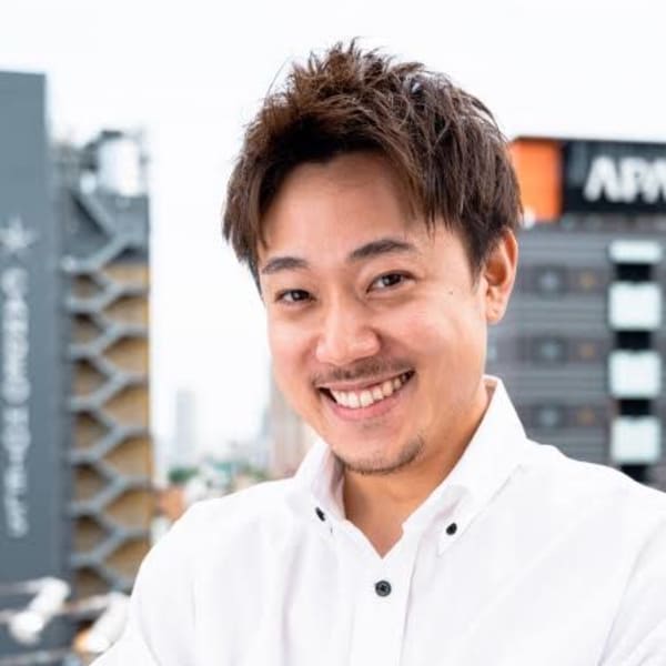 ヒロ銀座ヘアーサロン 麻布乃木坂 六本木駅前店【ヒロギンザヘアーサロンアザブノギザカロッポンギエキマエテン】のスタッフ紹介。渡辺京介