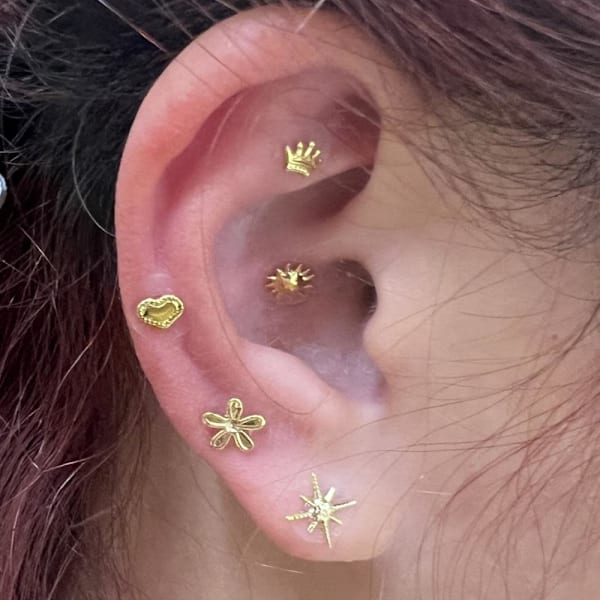 耳ツボジュエリー始めました☆