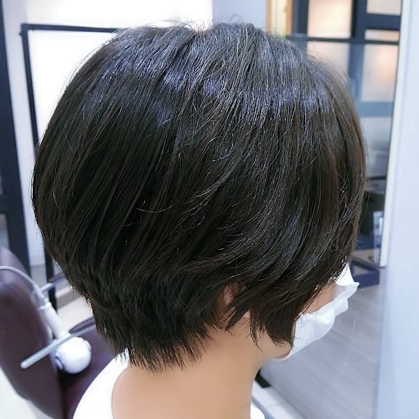 えり足スッキリ♪大人ショート!|Hair&color le jardin 葛西店