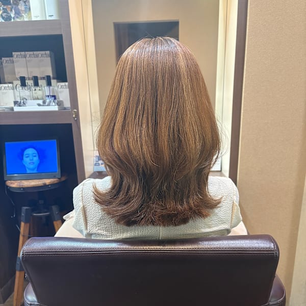 髪質改善でツヤ感レイヤースタイル!|髪質改善・縮毛矯正専門店gream by FORTE 藤枝