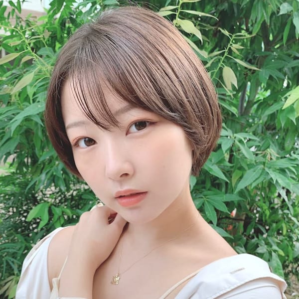 ショートボブ