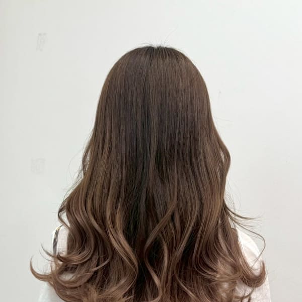 髪質改善/イルミナカラー／アディクシーカラー/ホワイトグレー