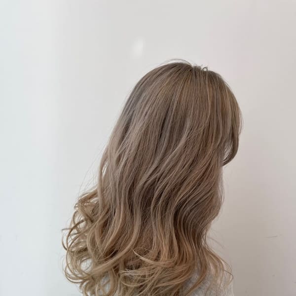 髪質改善/イルミナカラー／アディクシーカラー/ホワイトグレー