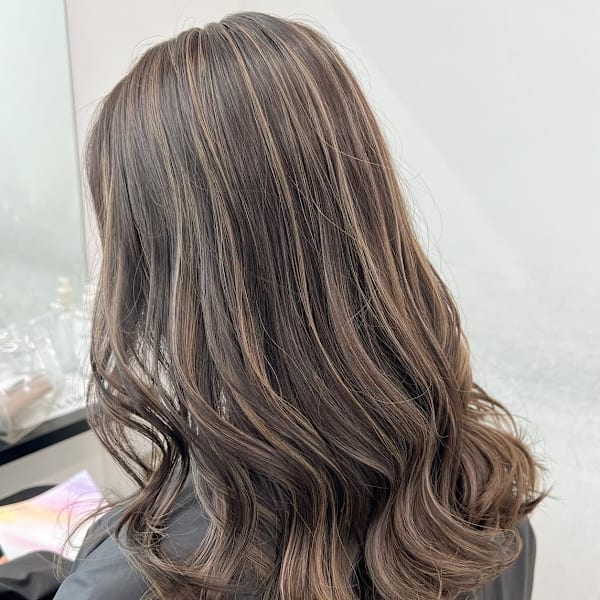 グレーベージュ ニュアンスカラー ミルクティーピンク ブルー