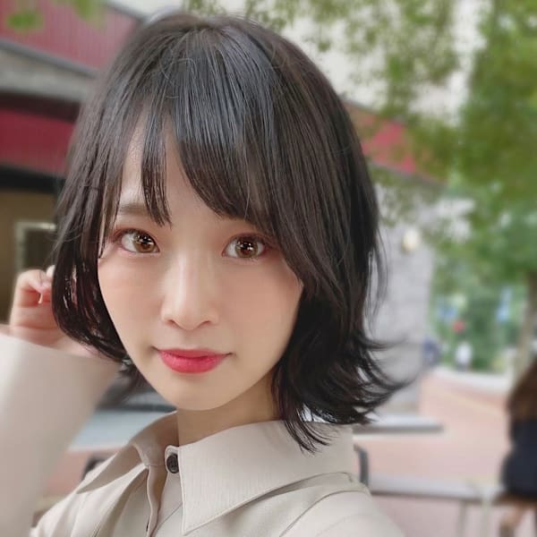 ダークグレージュ