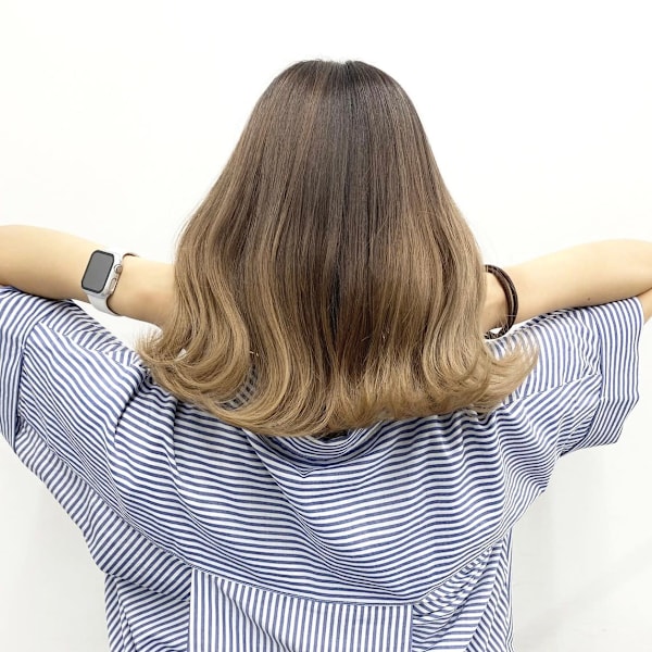 グラデーションイエローベージュ