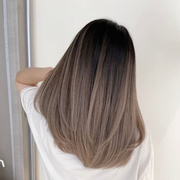 バレイヤージュミルクティーベージュ