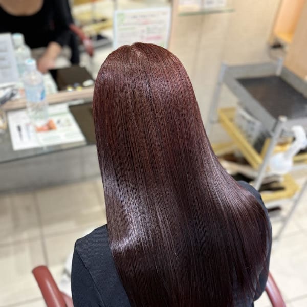 若見え効果抜群◎白髪を魅力に変える艶カラー