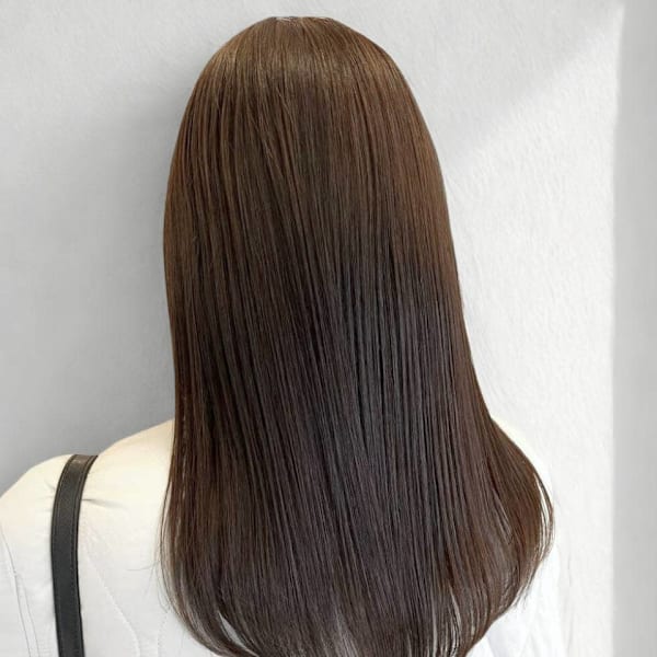 アッシュベージュ グレージュ レイヤー セミロング 髪質改善|Beautissimo 所沢