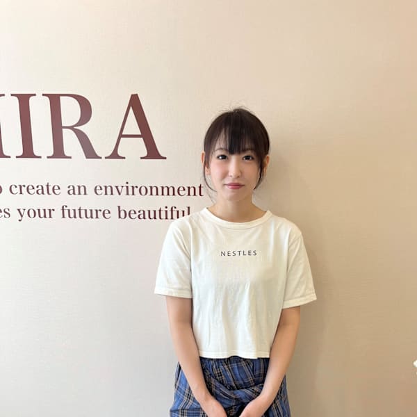 美髪改善専門美容室MIRA【ビハツカイゼンセンモンビヨウシツミラ】のスタッフ紹介。土井
