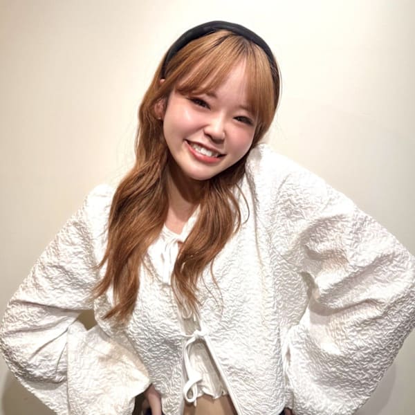 トリート ヘアデザイン妙典店【トリート　ヘアデザイン　ミョウデンテン】のスタッフ紹介。織本　咲良