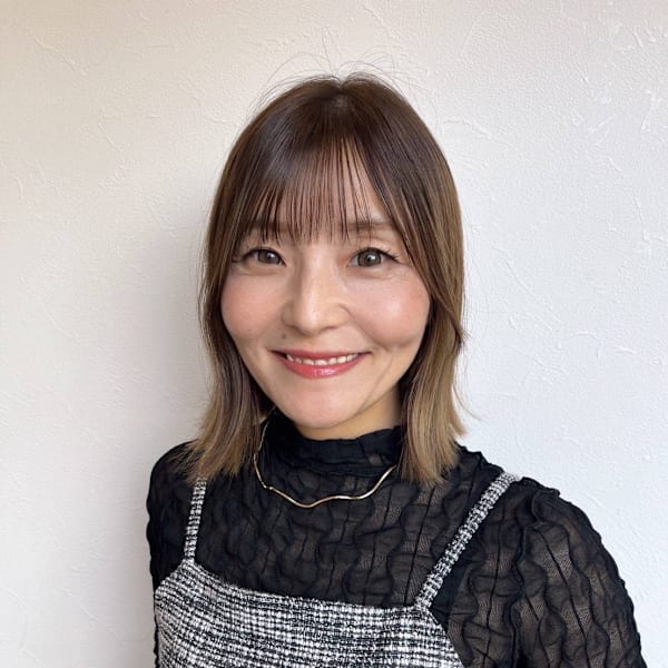 全席個室の美容室 Re:room 太田店【リルーム】【ゼンセキコシツノビヨウシツ リルーム オオタテン】のスタッフ紹介。YOSHIDA