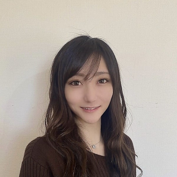 全席個室の美容室 Re:room 太田店【リルーム】【ゼンセキコシツノビヨウシツ リルーム オオタテン】のスタッフ紹介。設楽 ゆかり