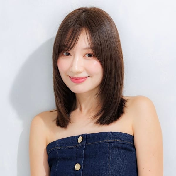 ミディアムレイヤー　顔周りレイヤー　ストレート|Cloe 堀江