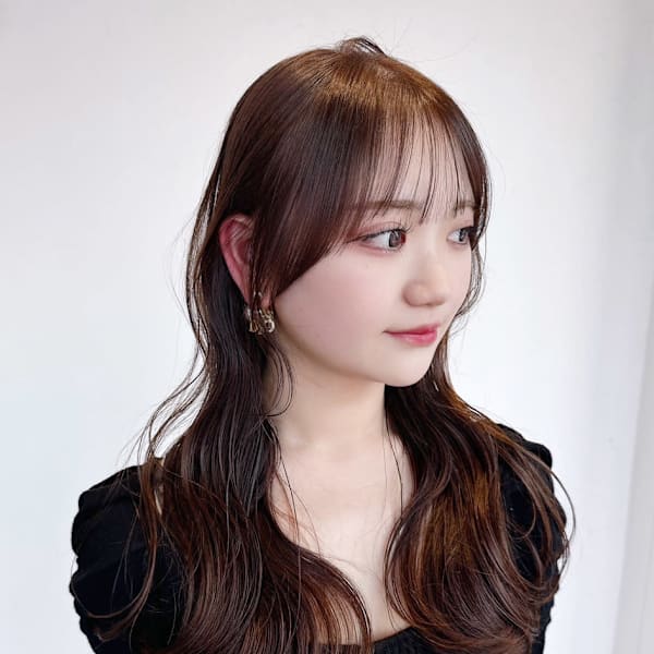 前髪カット美髪おくれ毛韓国ヘアロング_ba550411|IT by ALBUM 藤沢店【アイティー バイ アルバム】