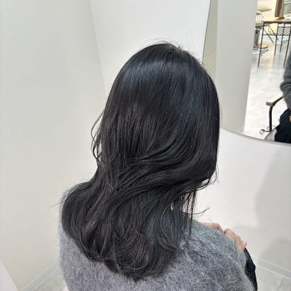 韓国風ダークグレージュ/髪質改善/ワンホンレイヤー/小顔カッ