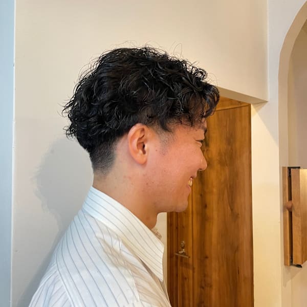 【Juriスタイル】|髪質改善＆ブリーチ loty