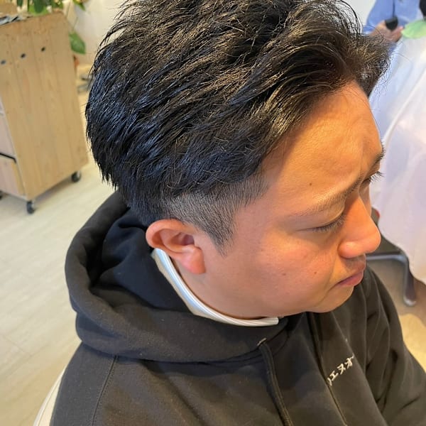 ビジネスアップバング