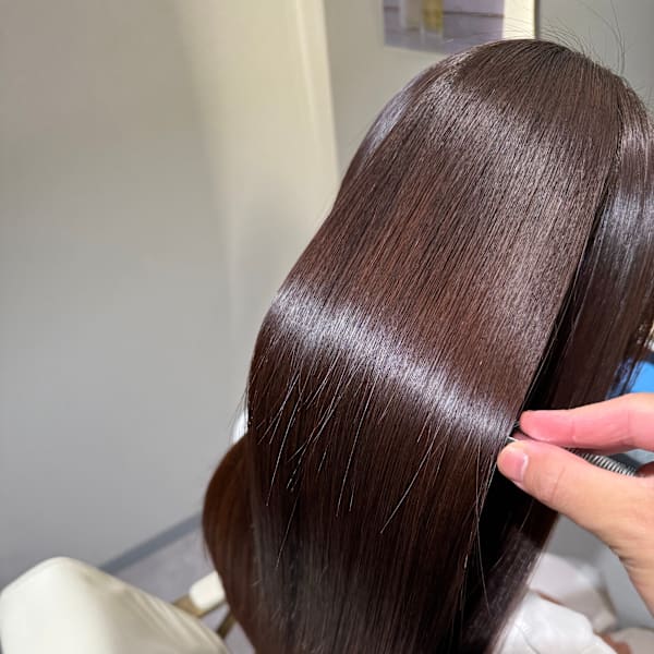 "髪質改善で叶える”地髪風ストレート『銀座/個室」