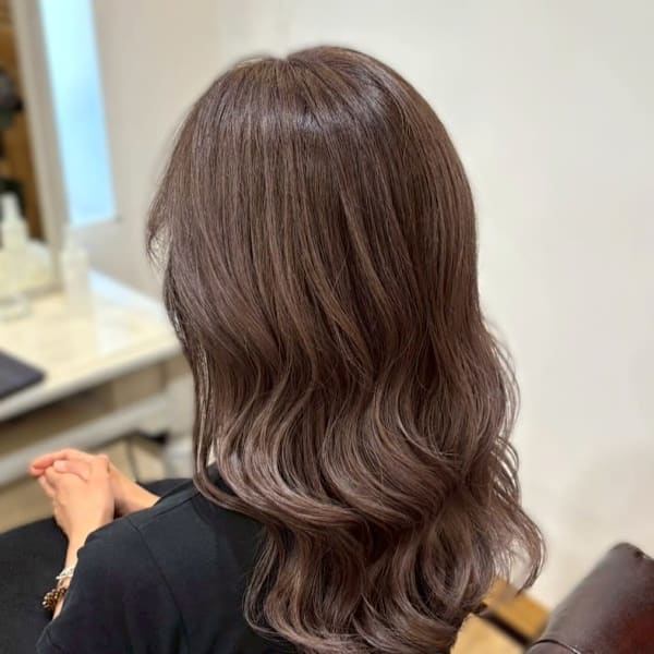 ショコラブラウン 巻き髪ロング 透明感カラー 艶髪 20代|hair salon Rich 横須賀中央店