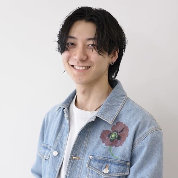 hair terrace M 奈良店【ヘアーテラスエム ナラテン】のスタッフ紹介。清水 力也