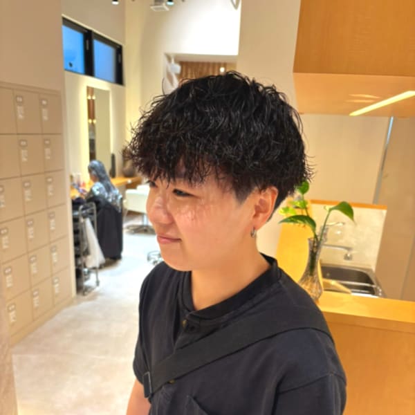 レディースでもかっこいいパーマ