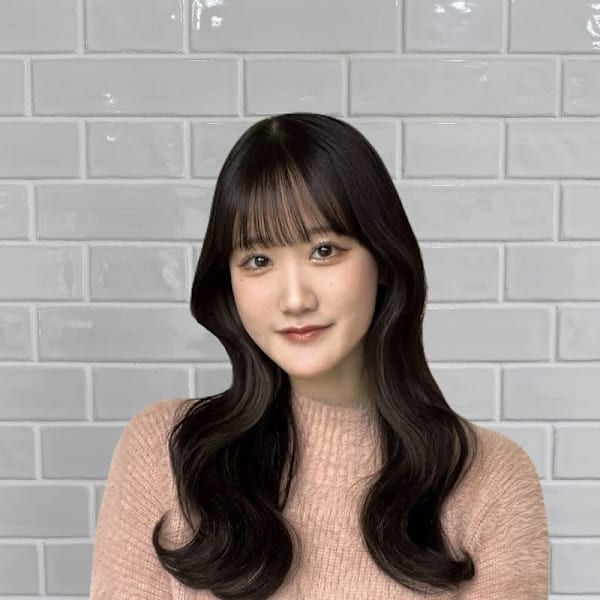 全席個室美容室 Zina 西新 髪質改善＆トリートメント【ジーナ フクオカニシジン カミシツカイゼン トリートメント】のスタッフ紹介。中村 ちなり