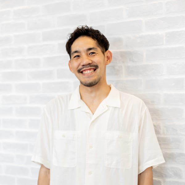 hairsalon HaLu【ヘアーサロン ハル】のスタッフ紹介。上地 広大