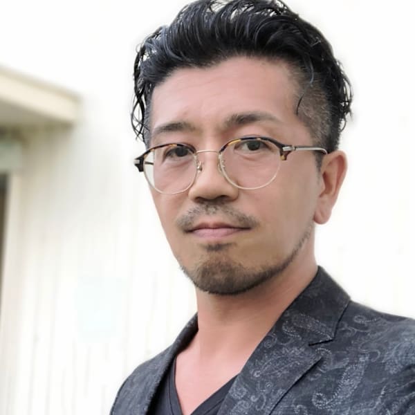 neos【ネオス】のスタッフ紹介。小嶋 淳一