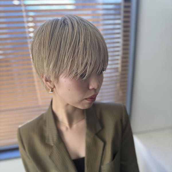 ホワイトブロンド×マッシュショート|BIANCA 伊勢崎店