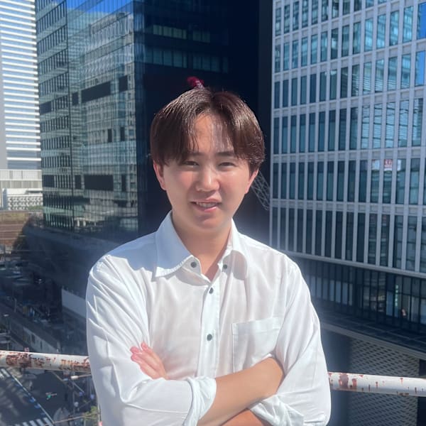 ヒロ銀座ヘアーサロン 浜松町大門店【ヒロギンザ ハママツチョウダイモンテン】のスタッフ紹介。渡邊　匠