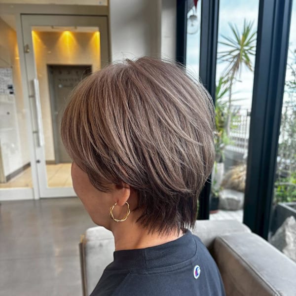 白髪を活かすカラー/マッシュショート|La Sente Lycee terrace 甲子園口