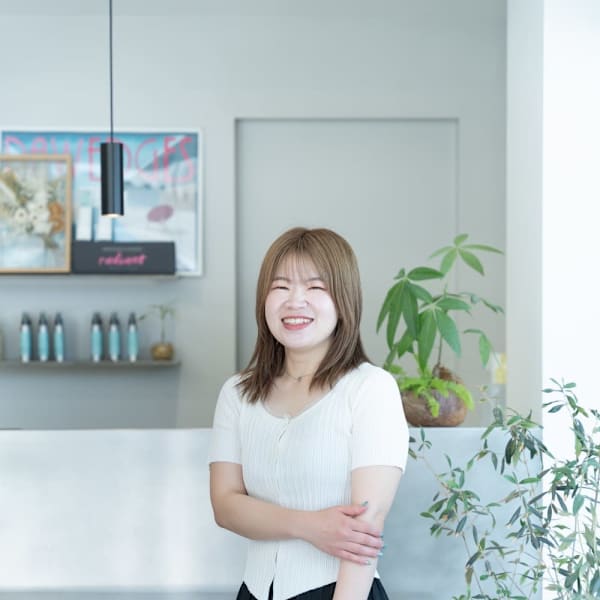 Hair Salon en【ヘアーサロン エン】のスタッフ紹介。鳥羽 静香