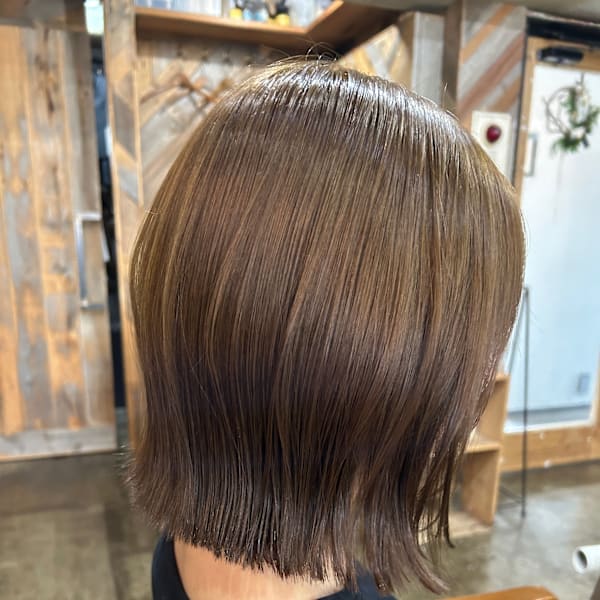 丸くならないハッシュボブ×モーヴピング|enne  hair&organic