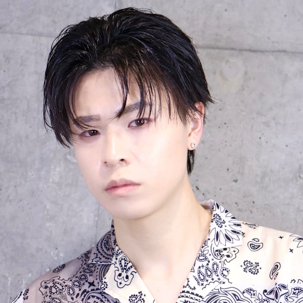 FLAVA Men's hair メンズサロン吉祥寺【フレイバ メンズヘア】【フレイバ メンズヘア】のスタッフ紹介。TAKE