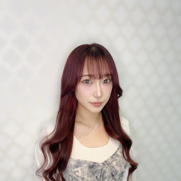 チェリーボルドーで雰囲気アップ！