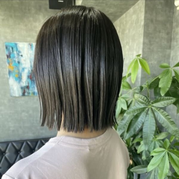 ショート／ミディアム/ぱつっとボブ／オリーブカラー|glac