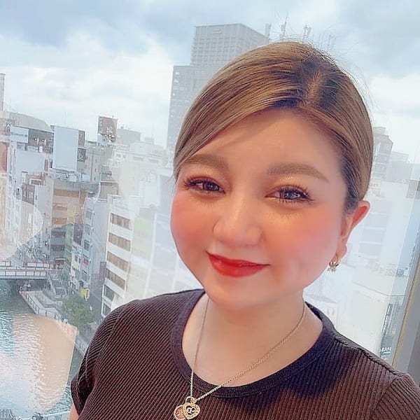 エステティックサロン ル・プランタン難波店【エステティックサロン ルプランタンナンバテン】のスタッフ紹介。ヤマカワ