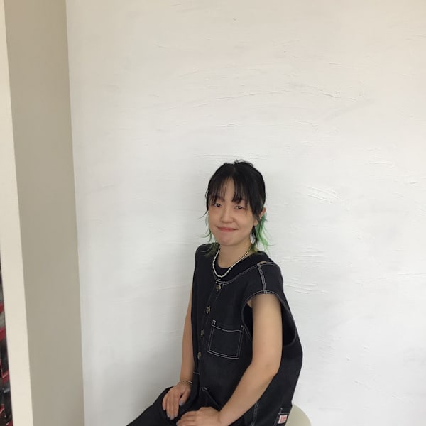 Hair Act room【ヘアーアクトルーム】のスタッフ紹介。NANA