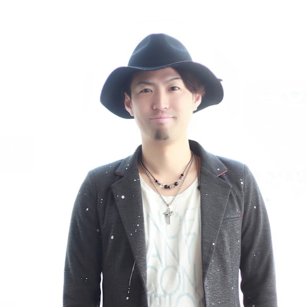 Hair Make I'll【ヘアメイクアイル】のスタッフ紹介。竹内 渉