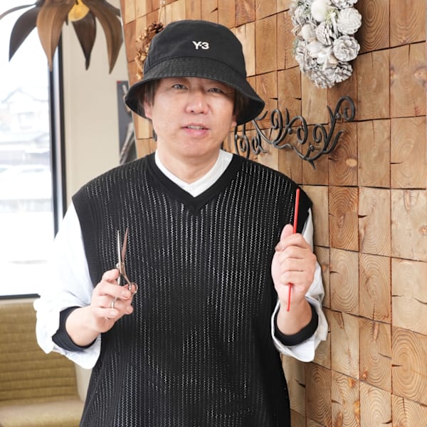 美容室 フラウ 横江店【ビヨウシツ フラウ ヨコエテン】のスタッフ紹介。竹 内