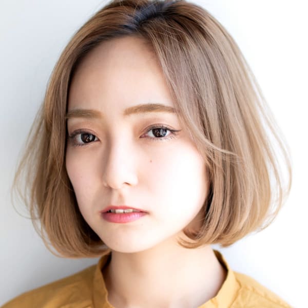 ゴールドベージュ✕ワンレングス|oluolu ～hair～