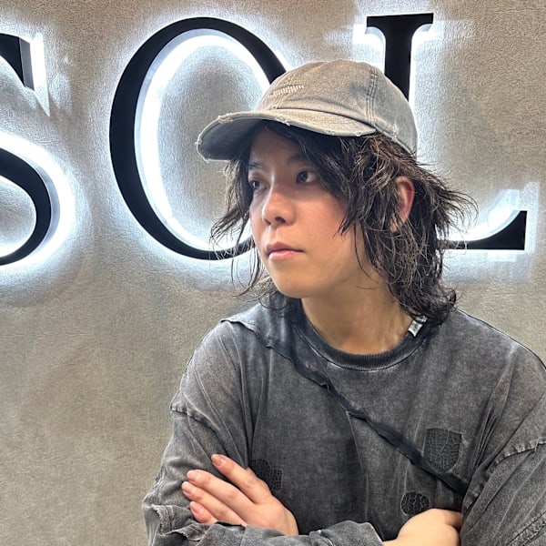 SOL hair【ソルヘアー】【ソルヘアー】のスタッフ紹介。黒川 翔