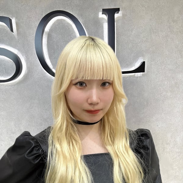 SOL hair【ソルヘアー】【ソルヘアー】のスタッフ紹介。mira