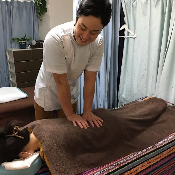 東明館 漢方Medicine経絡整体【トウメイカンカンポウイガクケイラクセイタイ】のスタッフ紹介。トウメイカン