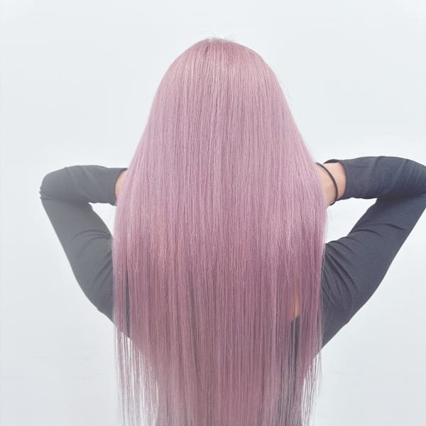 周りと被りたくない！個性派ペールピンク！