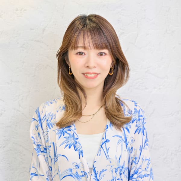 IMAGE-A eyelash 藤が丘店【イメージア アイラッシュ フジガオカテン】のスタッフ紹介。トモミ